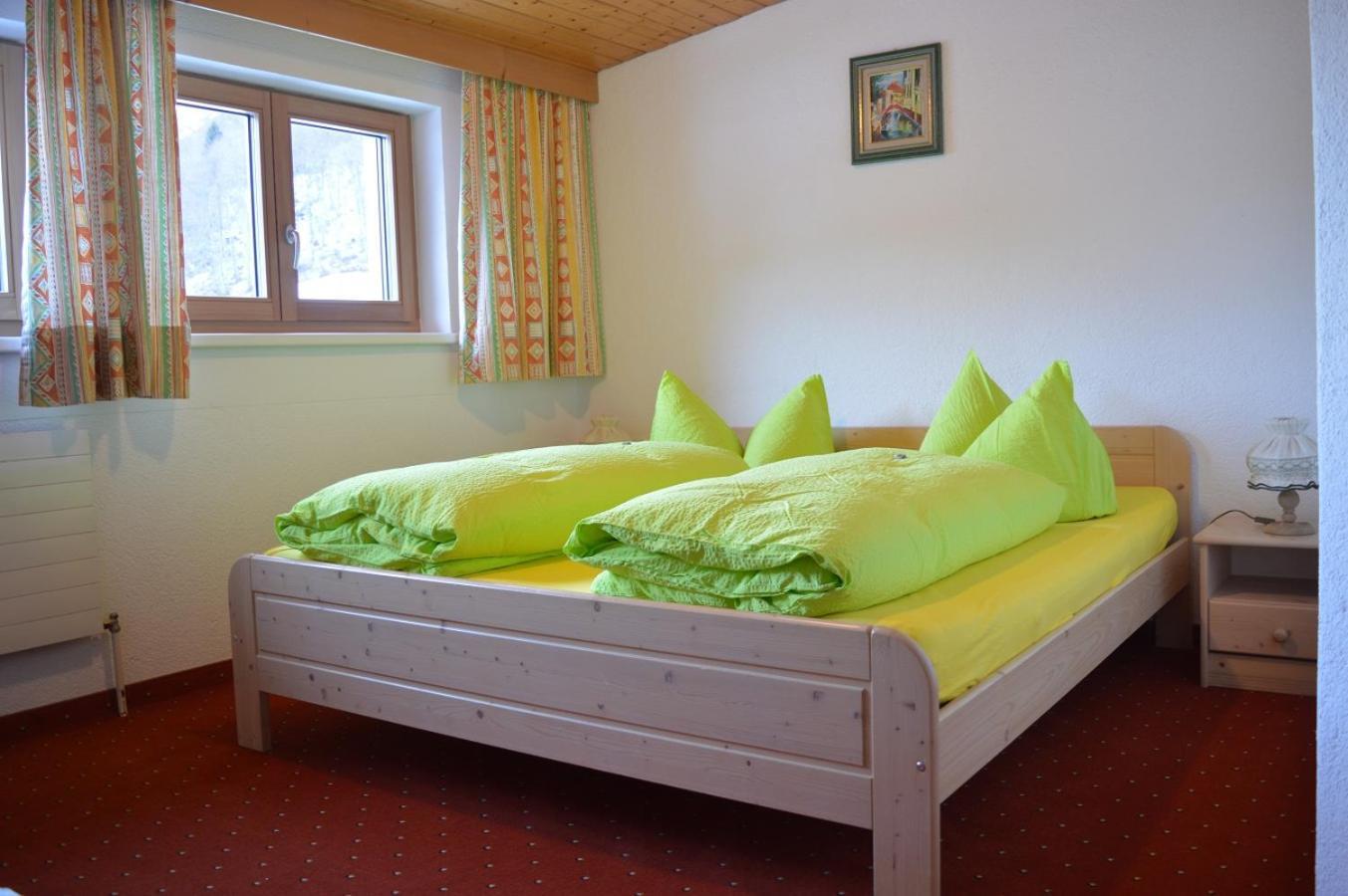 Landhaus Juritsch Klosterle am Arlberg Bagian luar foto